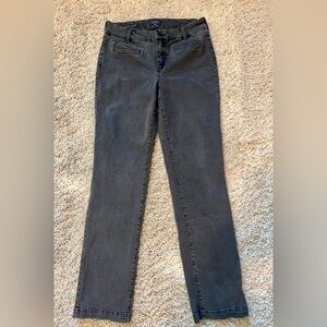 NYDJ Marilyn Straight Legged Jeans Grey Size 6 NWOT